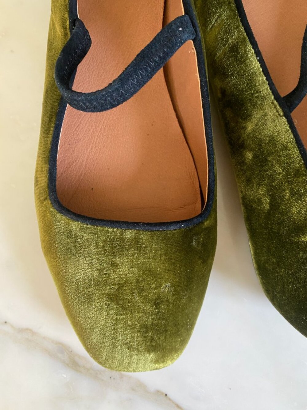 Madewell olive green velvet mary janes, size 9.5